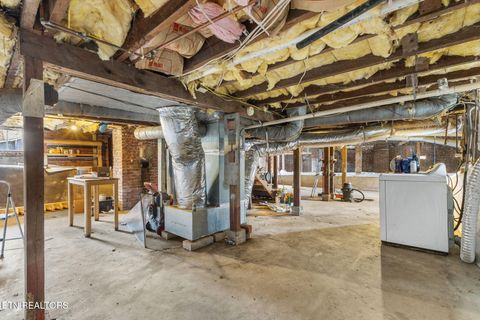 Tiny photo for 445 Chickamauga Ave, Knoxville, TN 37917 (MLS # 1333602)