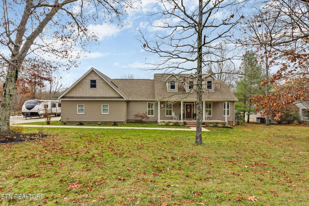 Photo of 9019 Cherokee Trl Trl, Crossville, TN 38572 (MLS # 1284058)