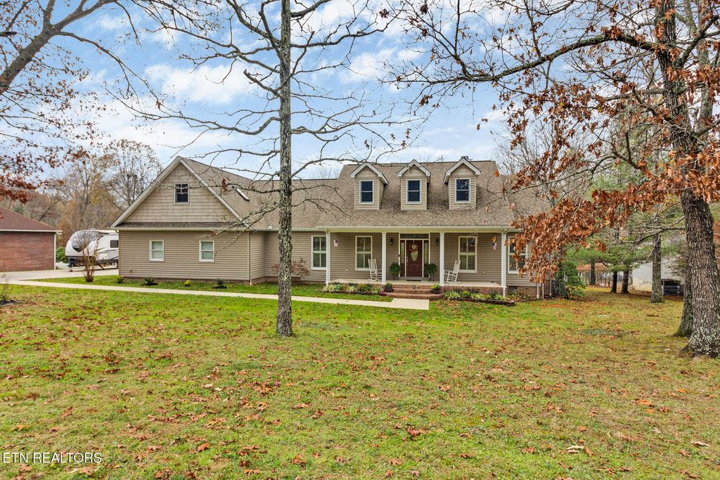 Photo of 9019 Cherokee Trl Trl, Crossville, TN 38572 (MLS # 1284058)