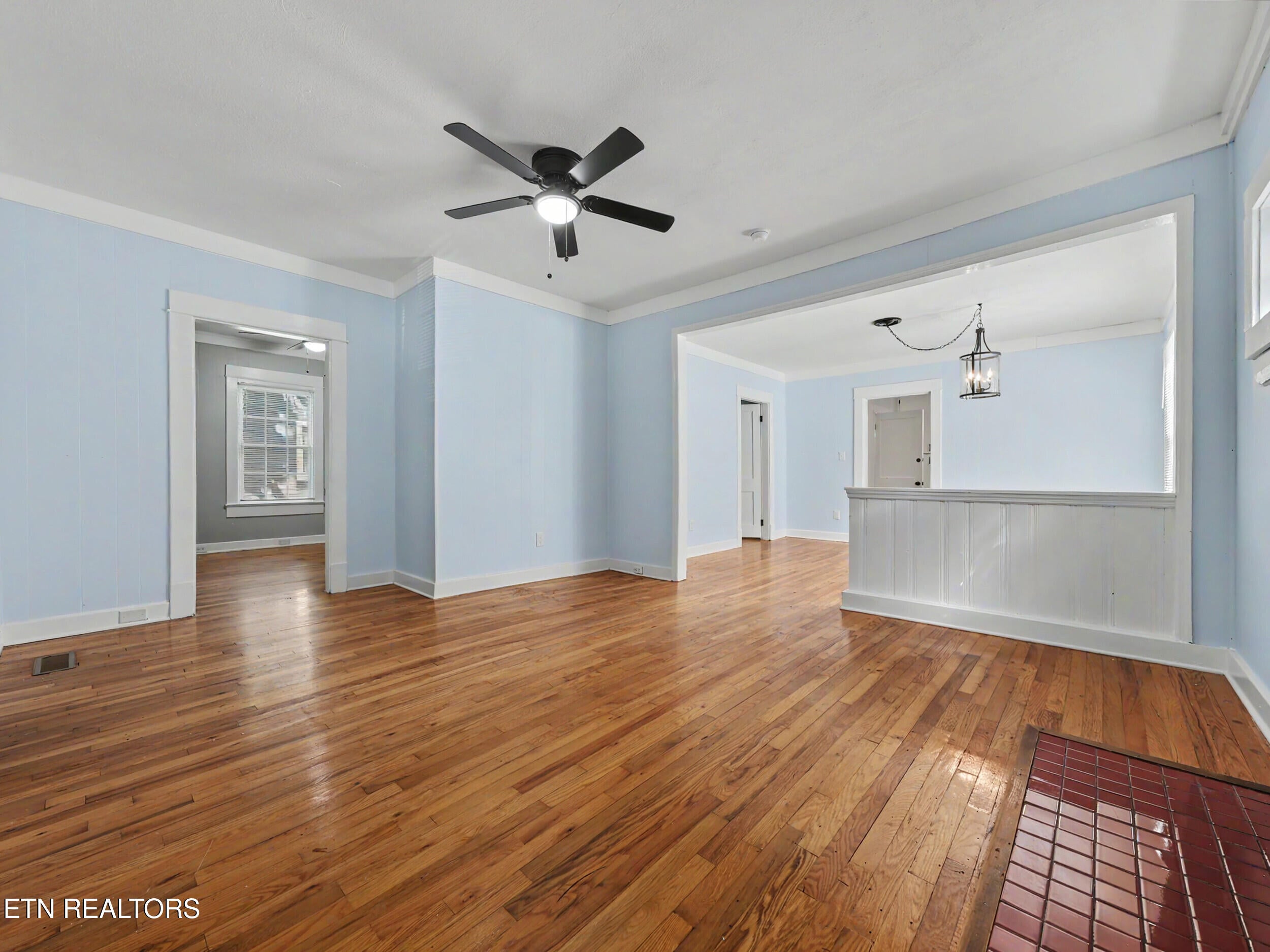 2311 Cedar Lane