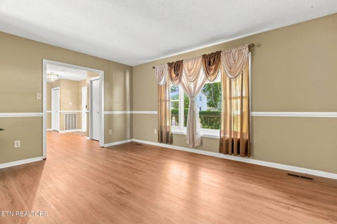 Tiny photo for 117 Garnet Lane, Oak Ridge, TN 37830 (MLS # 1352316)