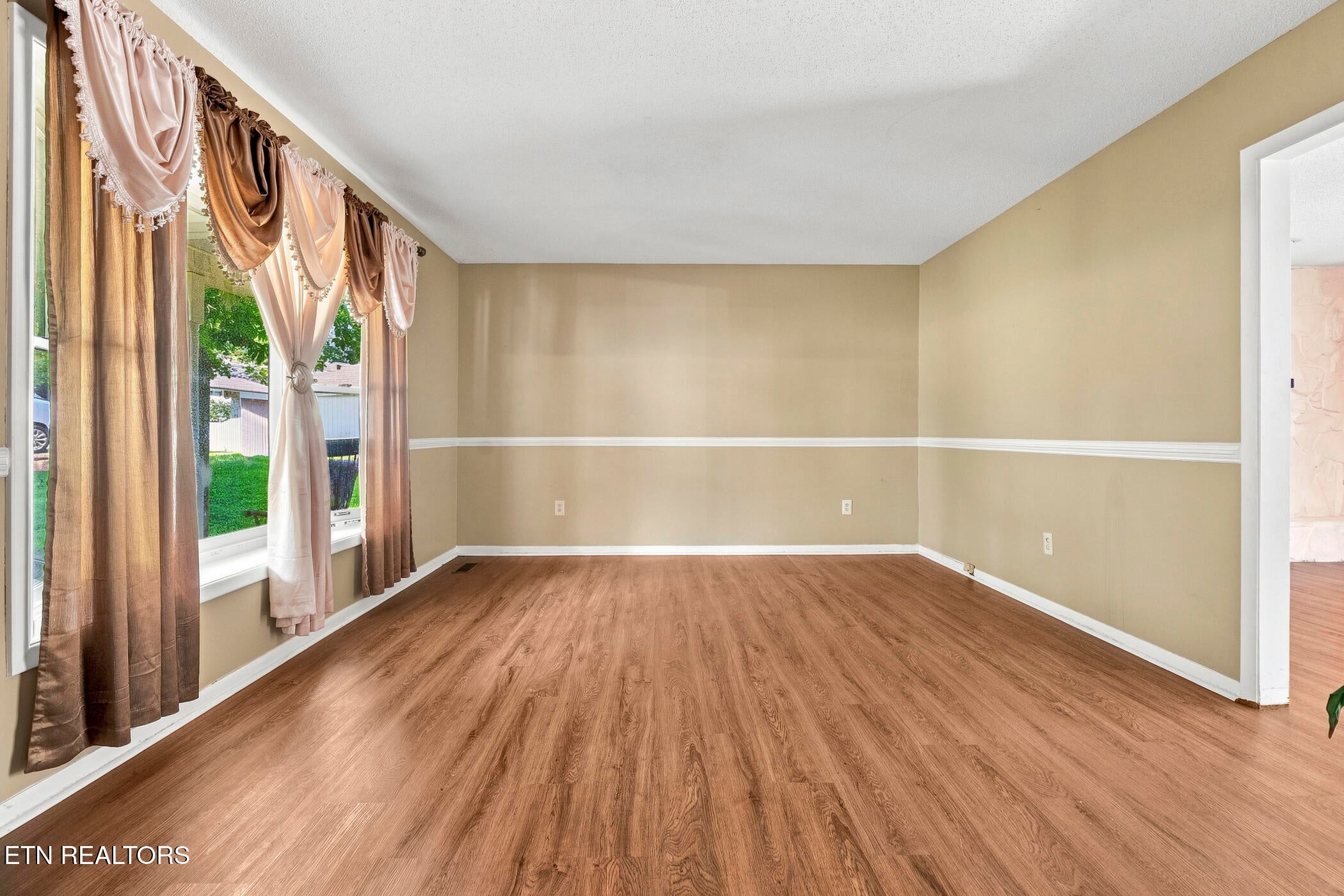 117 Garnet Lane
