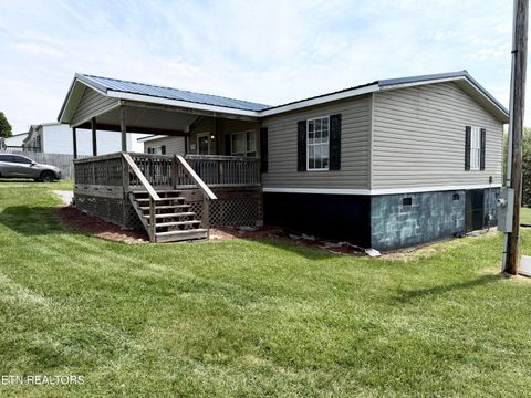 Photo of 142 Jonathan Lane, New Tazewell, TN 37825 (MLS # 1338175)