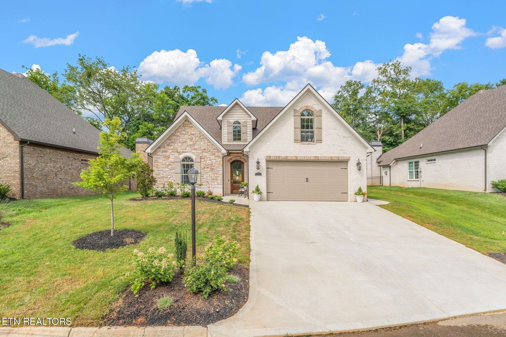 Photo of 1470 Bronze Lane, Knoxville, TN 37922 (MLS # 1328464)