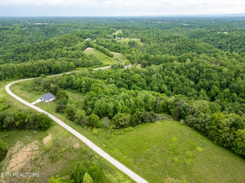 Tiny photo for 32 Lake Bluff Rd, Baxter, TN 38544 (MLS # 1357629)