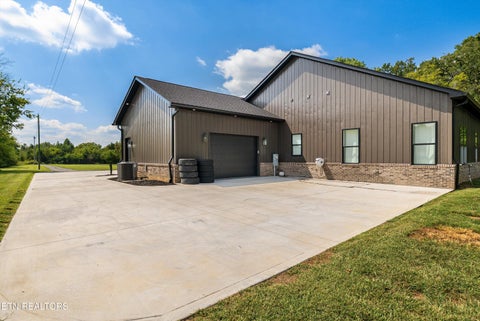 Tiny photo for 5854 Craigs Chapel Rd, Greenback, TN 37742 (MLS # 1356059)