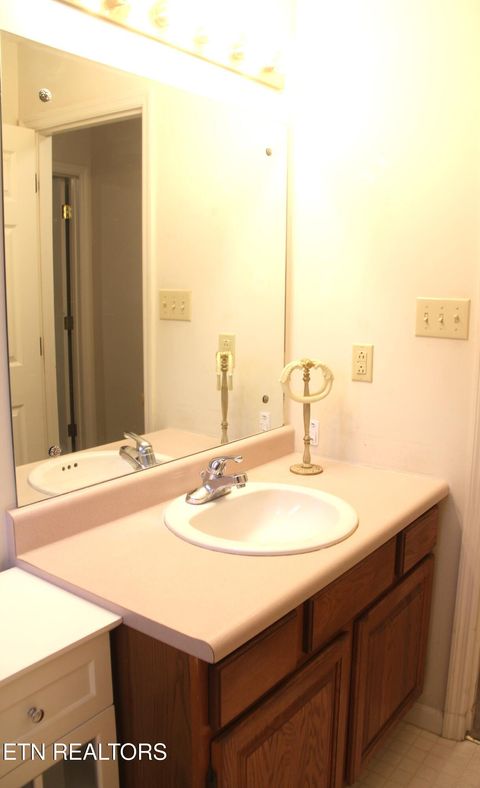 Tiny photo for 413 Herringbone Court, Powell, TN 37849 (MLS # 1323687)