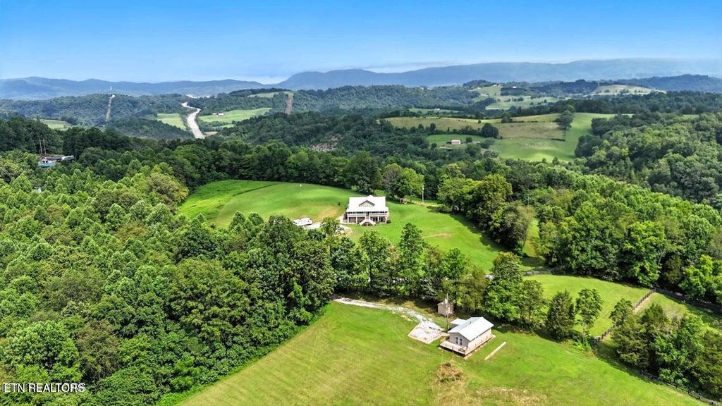 Photo of 4703 Highway 25E, Tazewell, TN 37879 (MLS # 1351571)