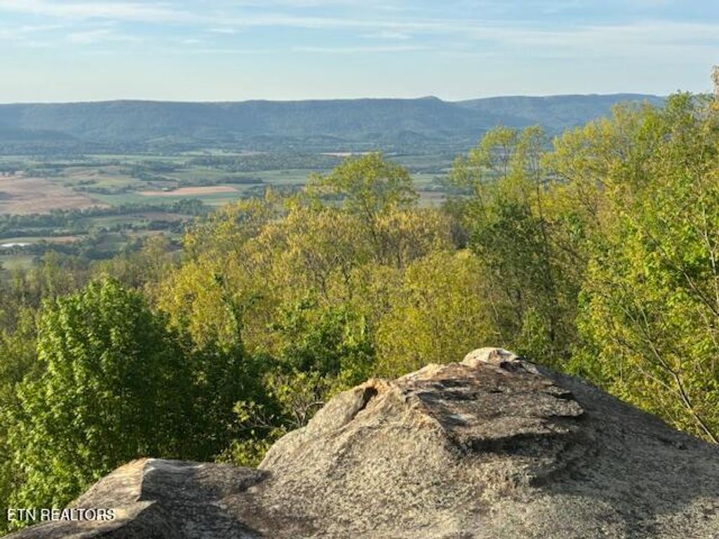 Photo of 0 Gray Rock View, Pikeville, TN 37367 (MLS # 1339087)