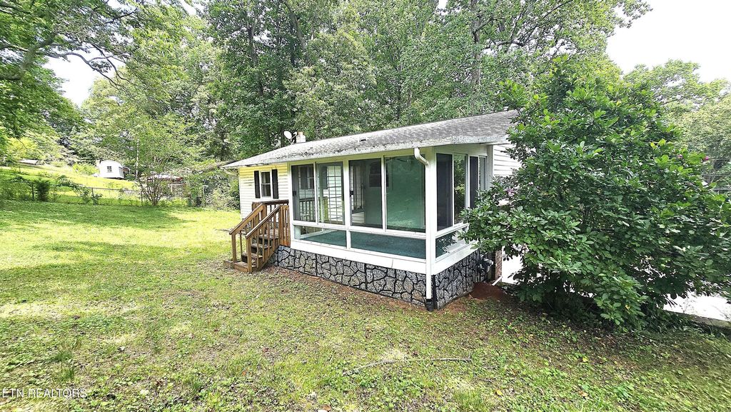 Photo of 121 Shady Lane, Harriman, TN 37748 (MLS # 1344441)