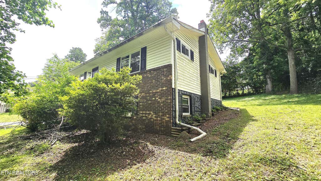 Photo of 121 Shady Lane, Harriman, TN 37748 (MLS # 1344441)