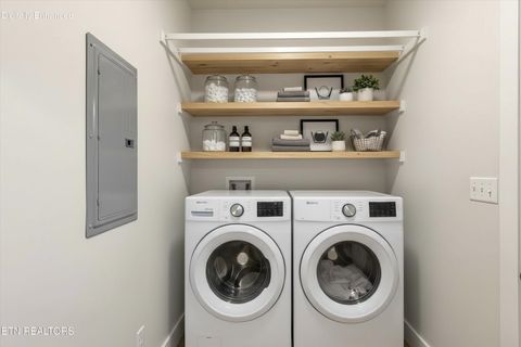 Tiny photo for 818 W Anderson Ave, Knoxville, TN 37921 (MLS # 1343287)