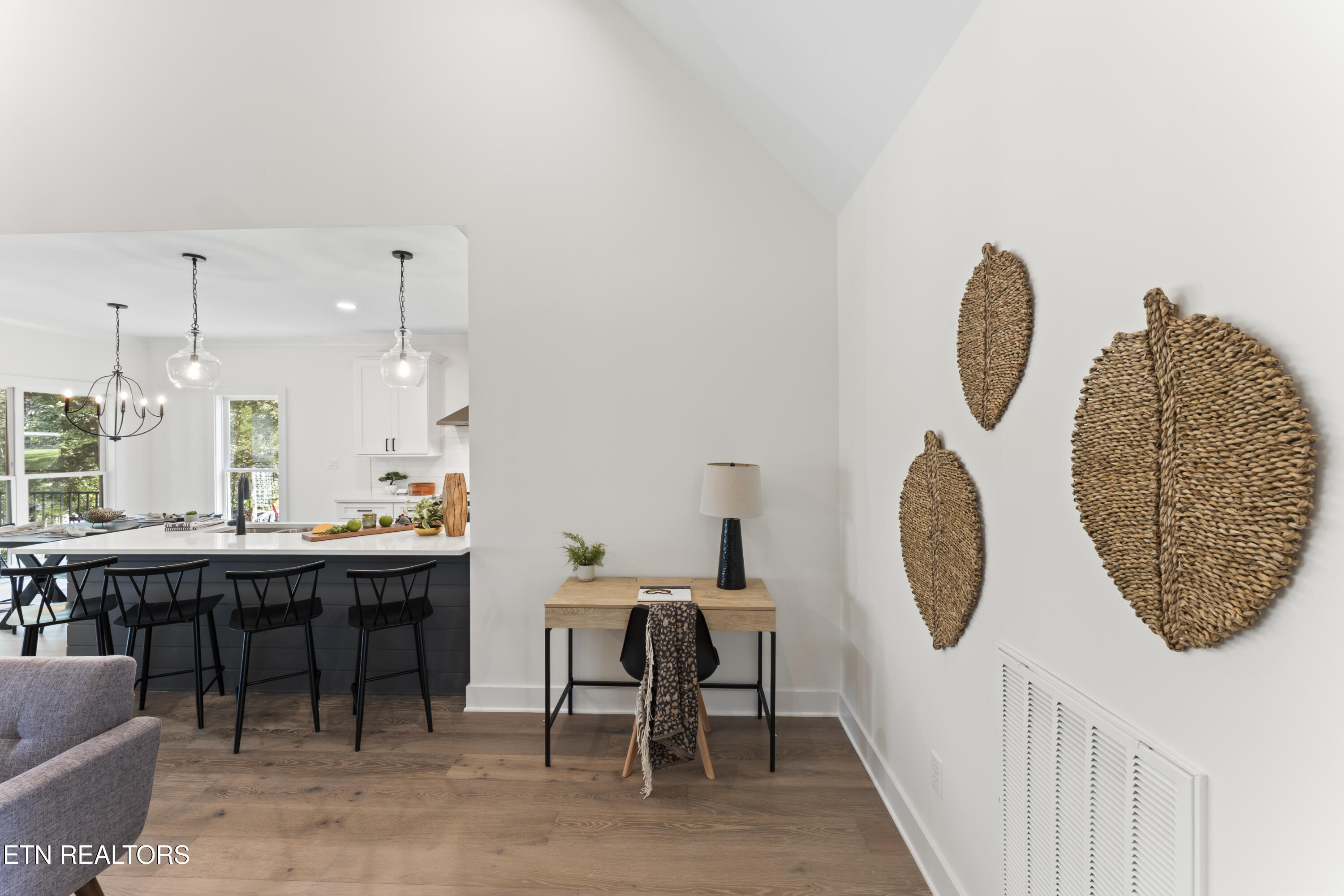 208 Mialaquo Circle