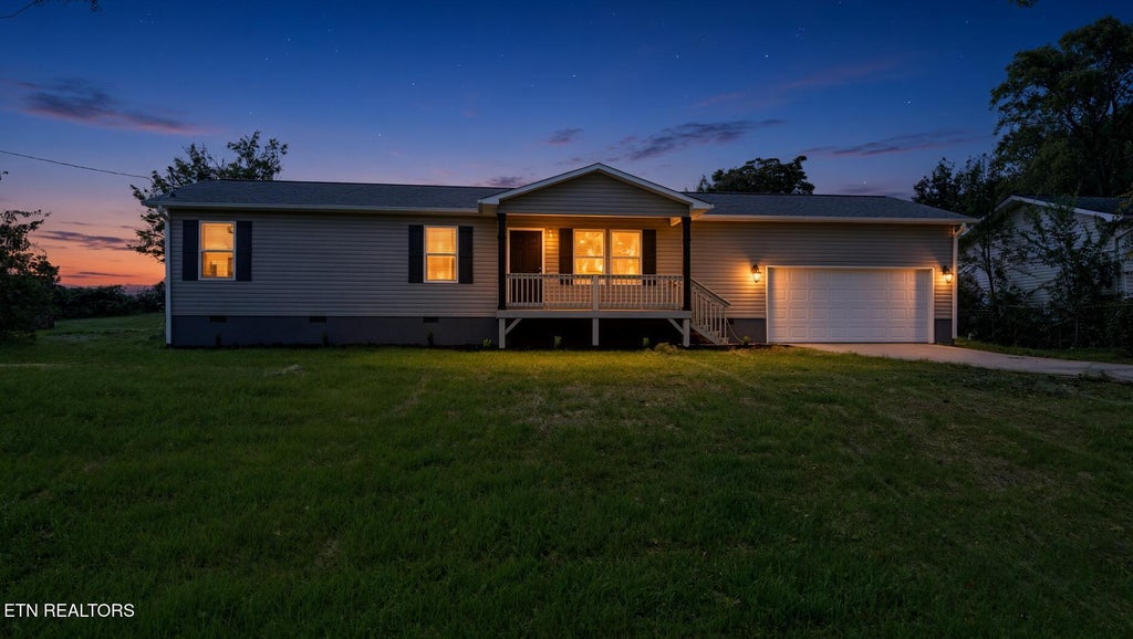Photo of 2818 Cansler Drive, Maryville, TN 37801 (MLS # 1356622)