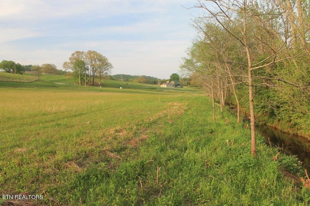 Photo of 7 Roddy Branch Rd, Rockford, TN 37853 (MLS # 1258656)