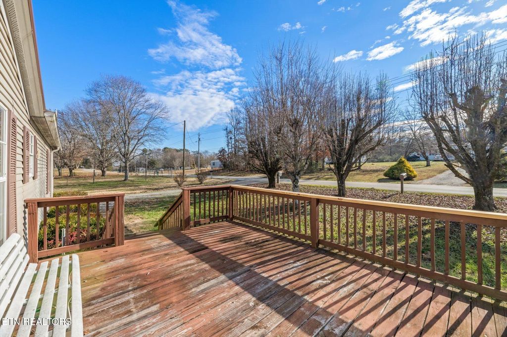 Photo of 593 Old Slag Rd, Vonore, TN 37885 (MLS # 1285913)
