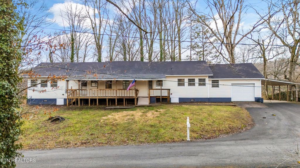 Photo of 231 Donald Lane, Clinton, TN 37716 (MLS # 1304899)