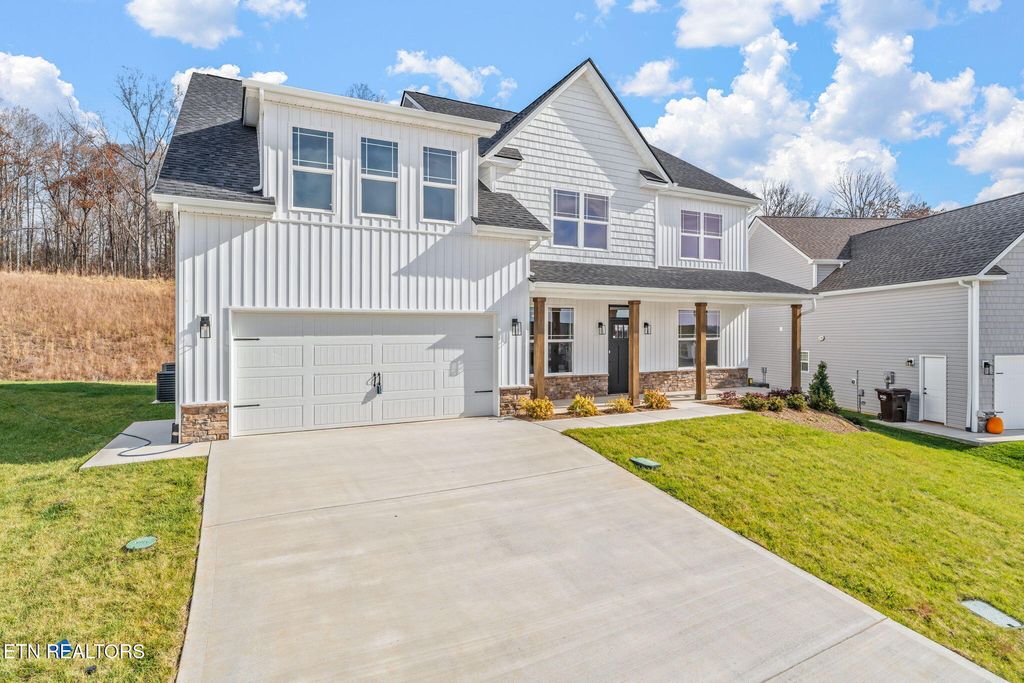 Photo of 3624 Trailing Vine Lane, Knoxville, TN 37931 (MLS # 1329711)