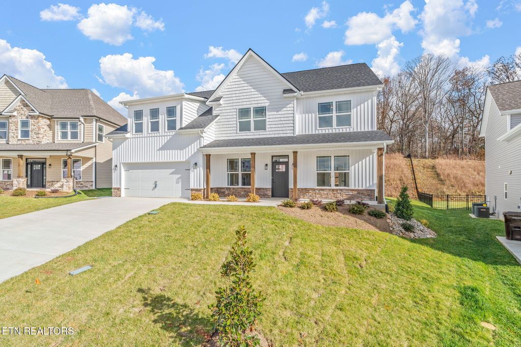 Photo of 3624 Trailing Vine Lane, Knoxville, TN 37931 (MLS # 1329711)