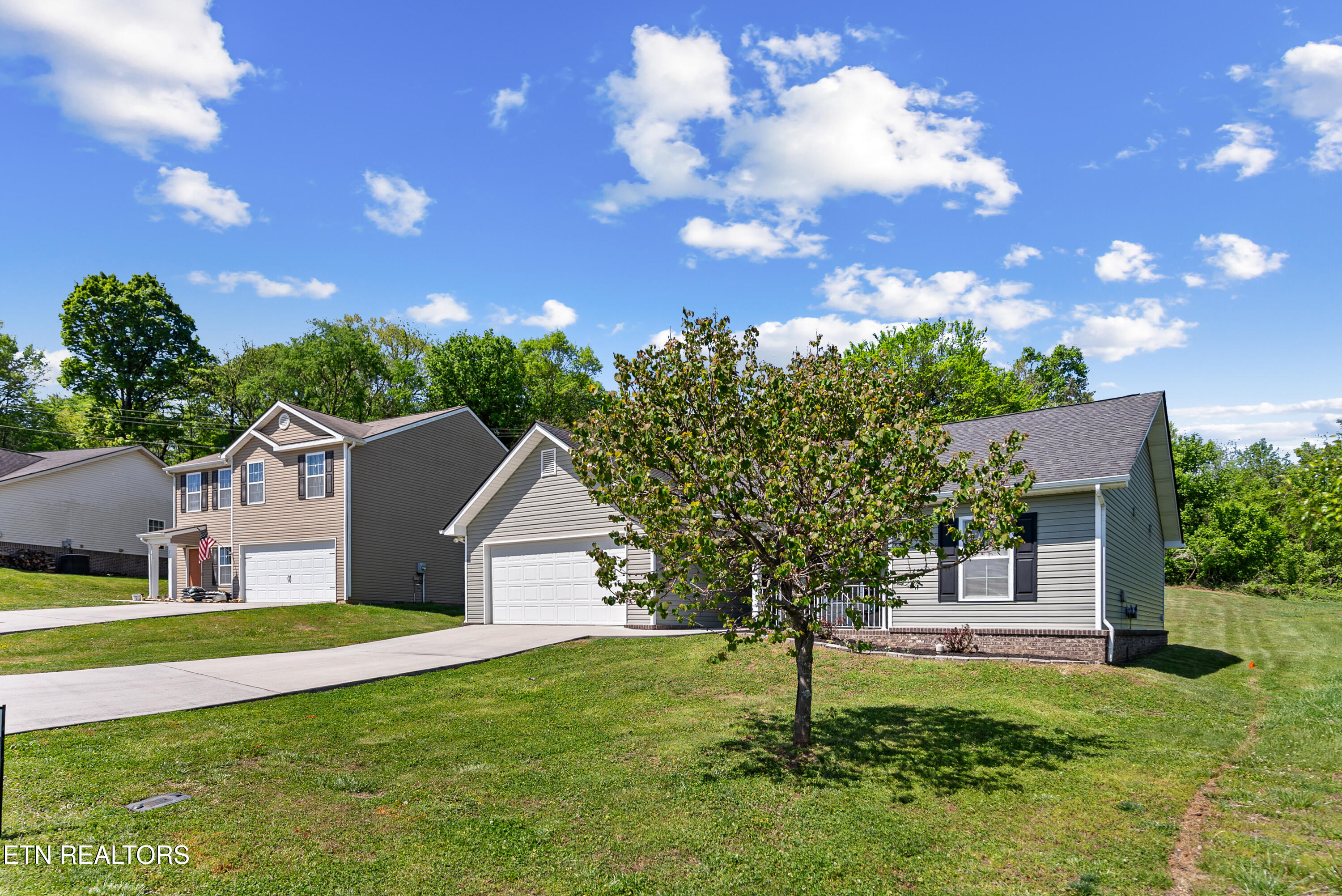 2125 Bluebonnet Drive
