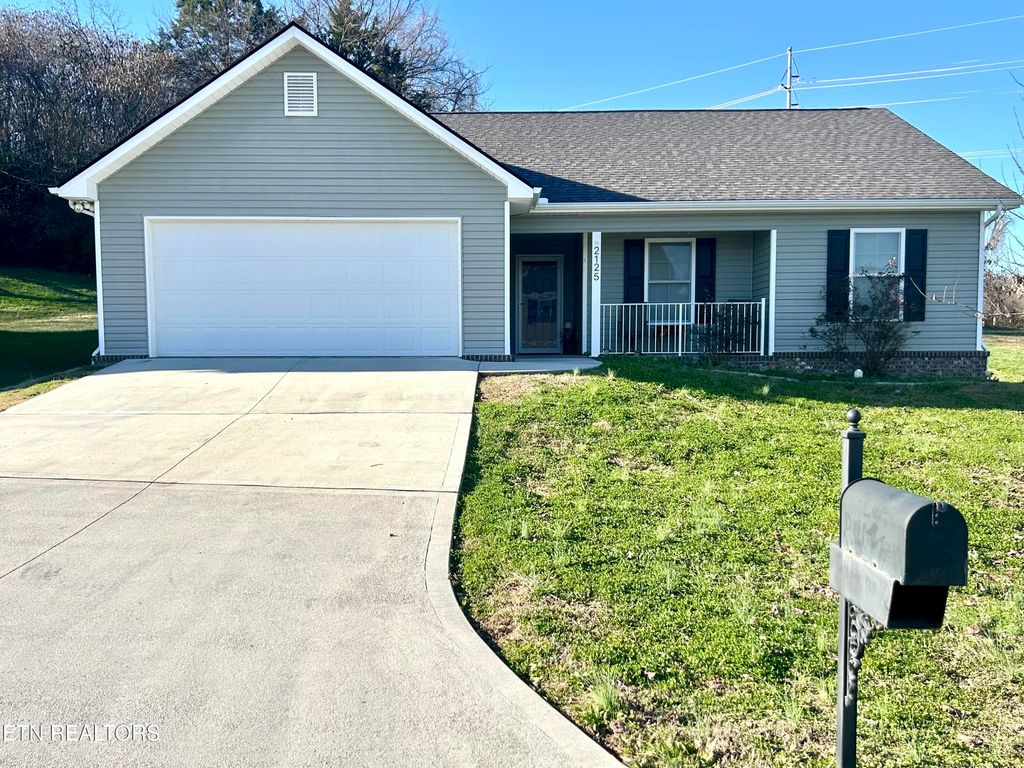 Photo of 2125 Bluebonnet Drive, Mascot, TN 37806 (MLS # 1323376)