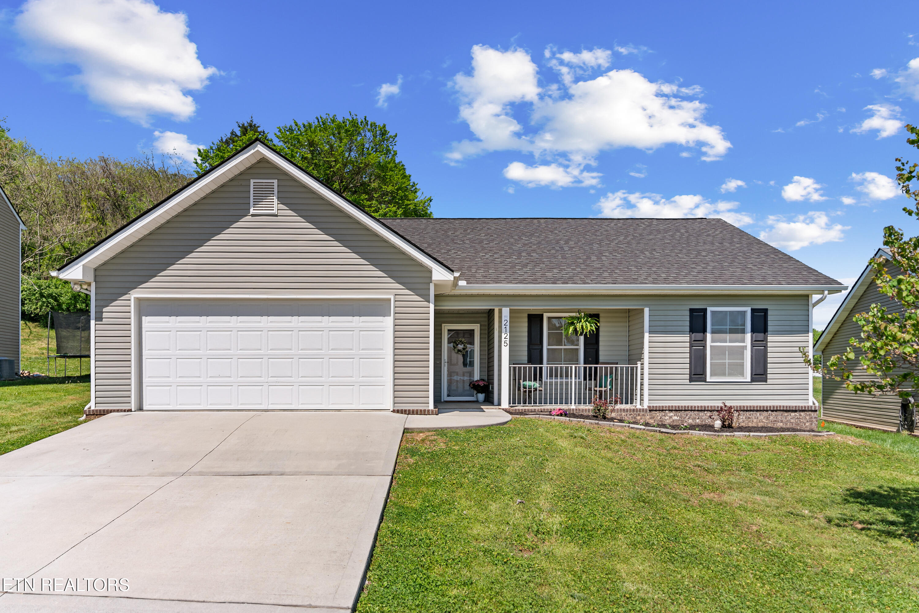 2125 Bluebonnet Drive