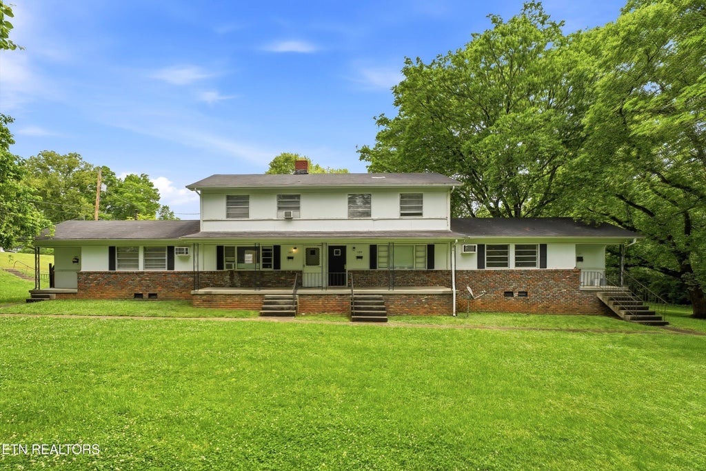 Photo of 111 Tacoma Rd #105 - 111, Oak Ridge, TN 37830 (MLS # 1339888)