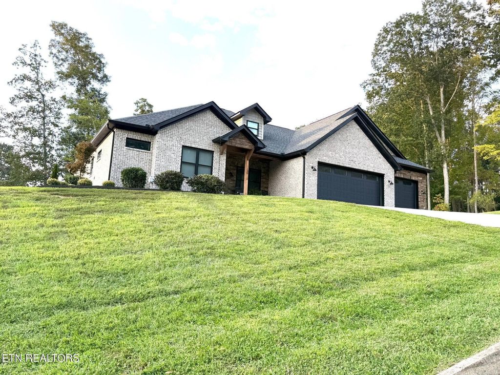 Photo of 105 Top Sail Court, Andersonville, TN 37705 (MLS # 1315599)