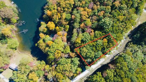 Photo of 20 Burchett Drive, Crossville, TN 38572 (MLS # 1320615)