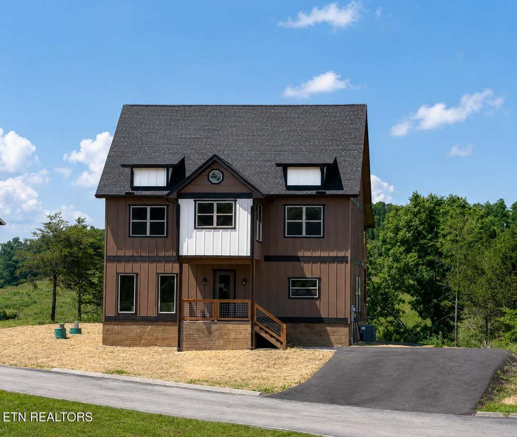 Photo of 1122 Sanctuary Shores Way, Sevierville, TN 37876 (MLS # 1344750)