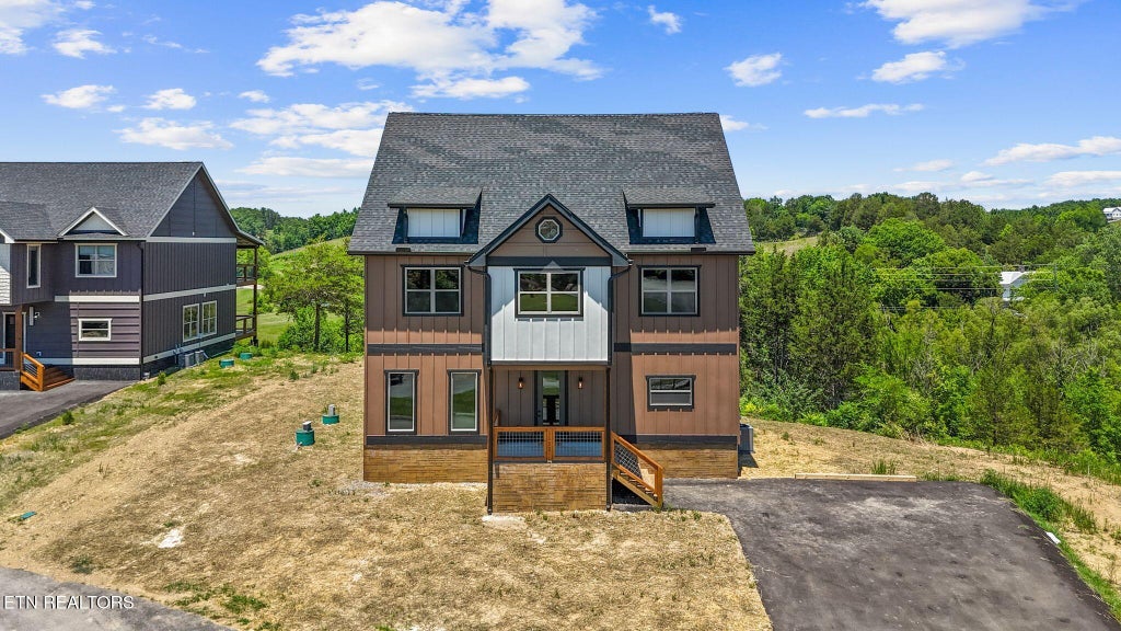 Photo of 1122 Sanctuary Shores Way, Sevierville, TN 37876 (MLS # 1344750)