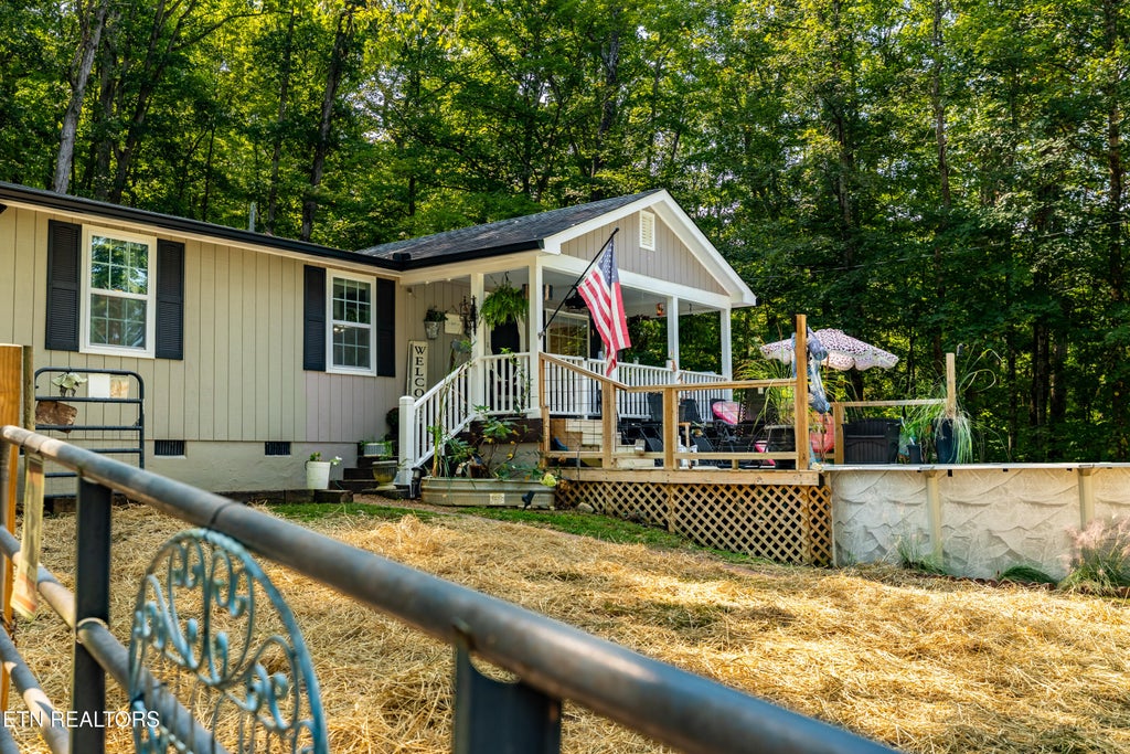 Photo of 3318 Miller Rd, Powell, TN 37849 (MLS # 1356433)