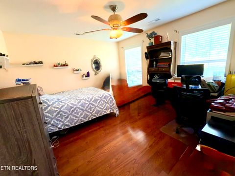 Tiny photo for 1049 Little Dogwood Rd, Kingston, TN 37763 (MLS # 1340753)
