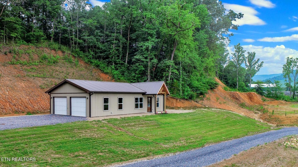 Photo of 1976 Hartford Rd, Cosby, TN 37722 (MLS # 1306768)