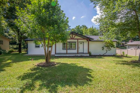Photo of 4918 Lonas Drive Dr, Knoxville, TN 37909 (MLS # 1319177)