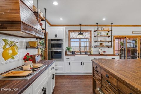 Tiny photo for 201 Reserve Point, Kingston, TN 37763 (MLS # 1326034)