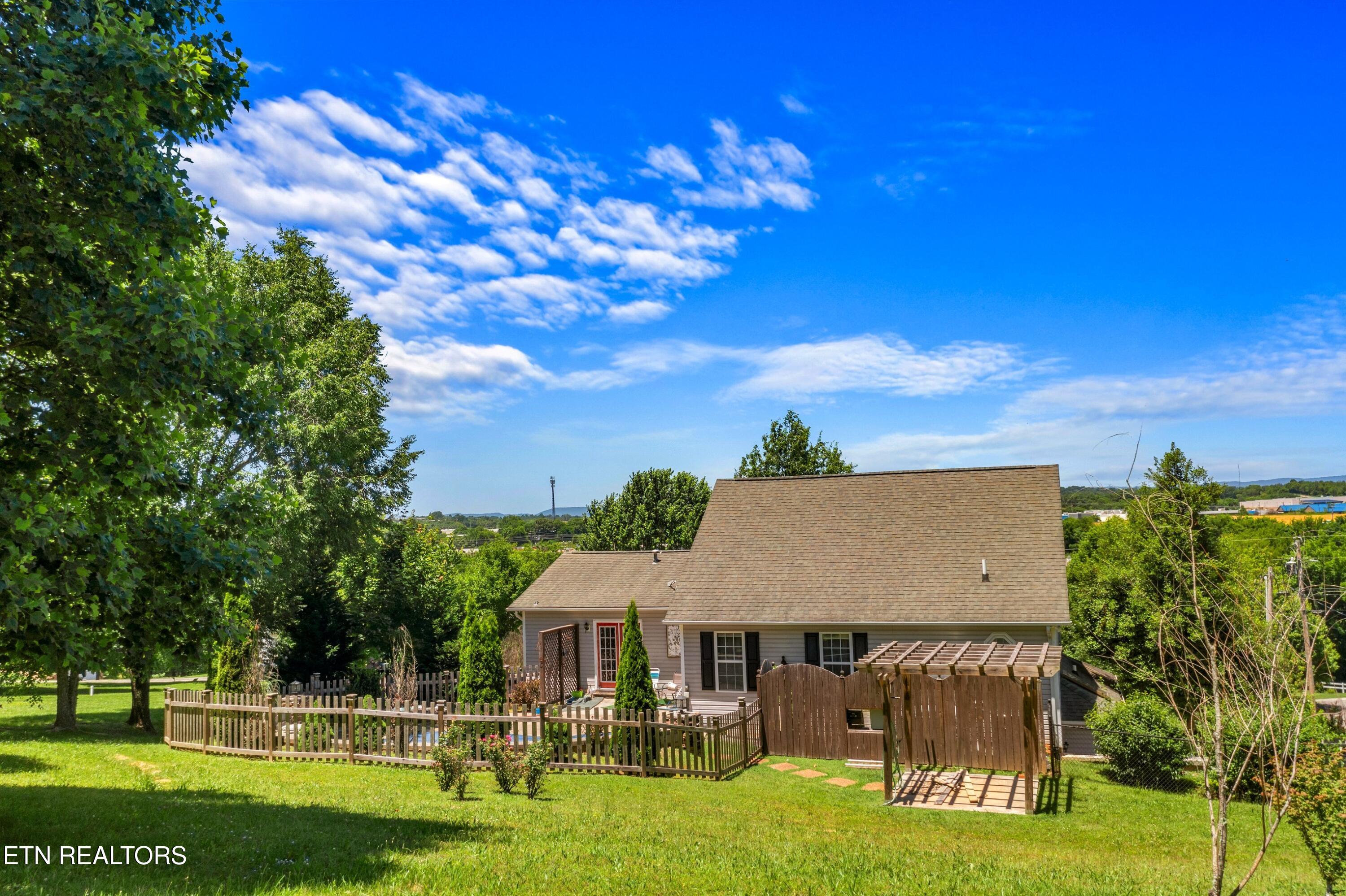 230 Fieldcrest Drive