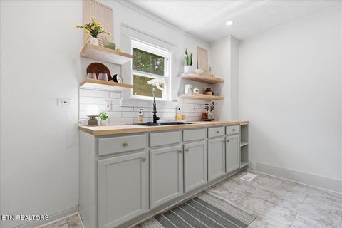 Tiny photo for 2610 Woodrow Drive, Knoxville, TN 37918 (MLS # 1338066)