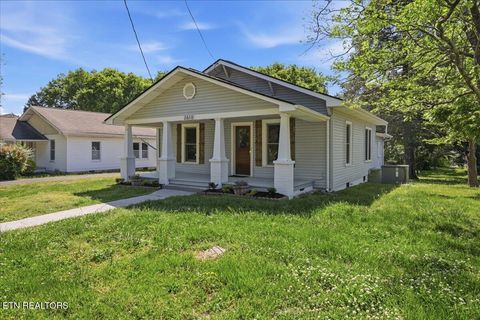 Tiny photo for 2610 Woodrow Drive, Knoxville, TN 37918 (MLS # 1338066)