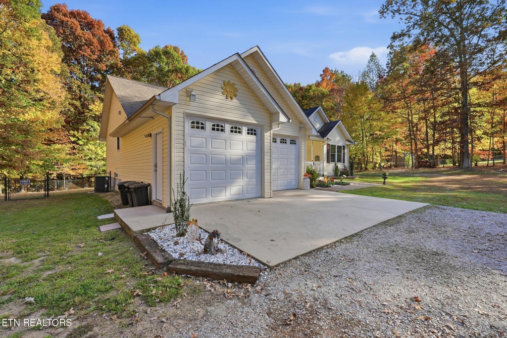 Photo of 226 Frontier Drive, Grimsley, TN 38565 (MLS # 1360558)