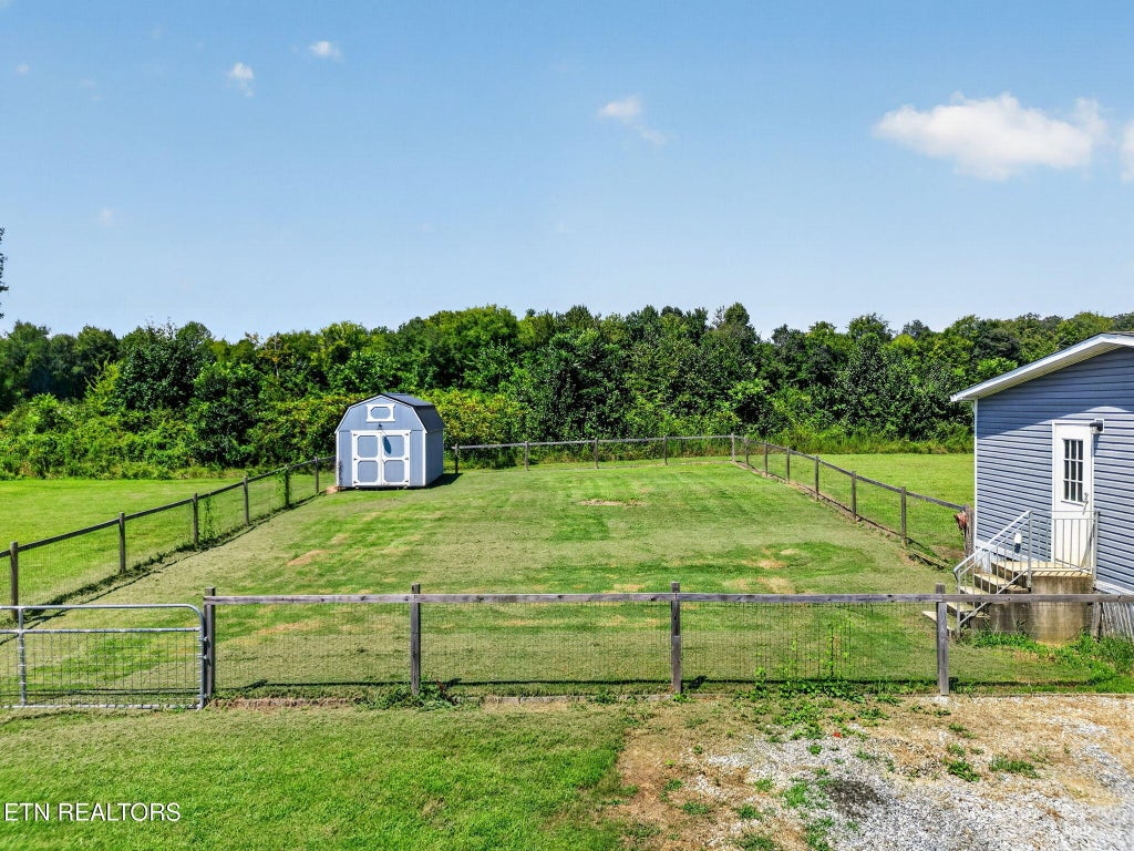 Photo of 7202 Hotchkiss Valley Rd, Loudon, TN 37774 (MLS # 1354135)