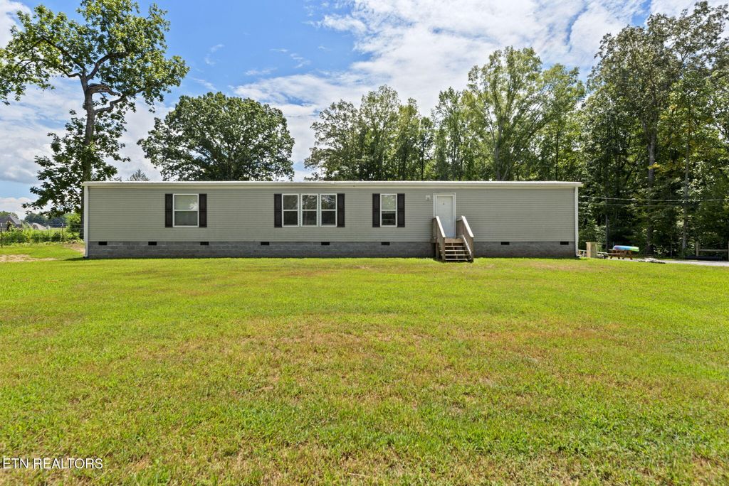 Photo of 1137 River Rd, Kingston, TN 37763 (MLS # 1310449)