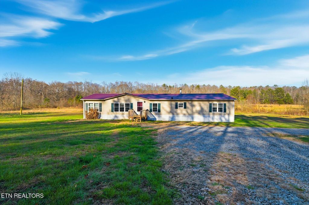Photo of 418 County Road 61, Riceville, TN 37370 (MLS # 1324233)