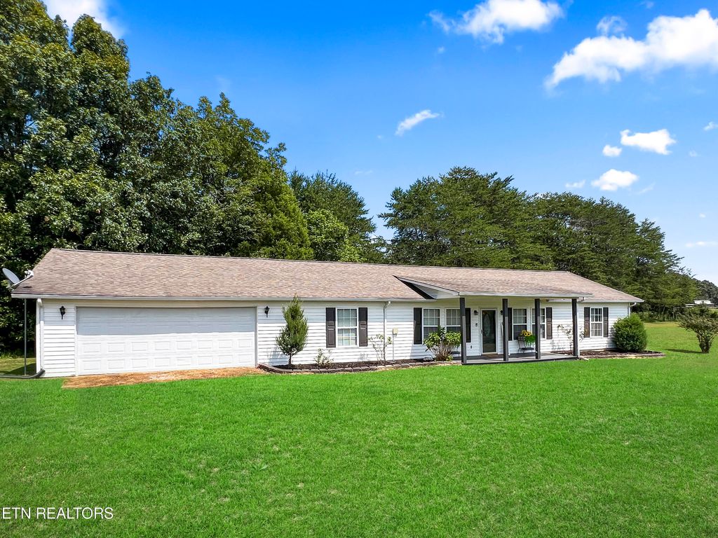 Photo of 531 Gamble Gap Rd, Tellico Plains, TN 37385 (MLS # 1277146)