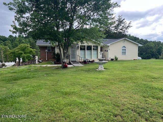 Photo of 134 Old Pinecrest Lane, Jacksboro, TN 37757 (MLS # 1347159)