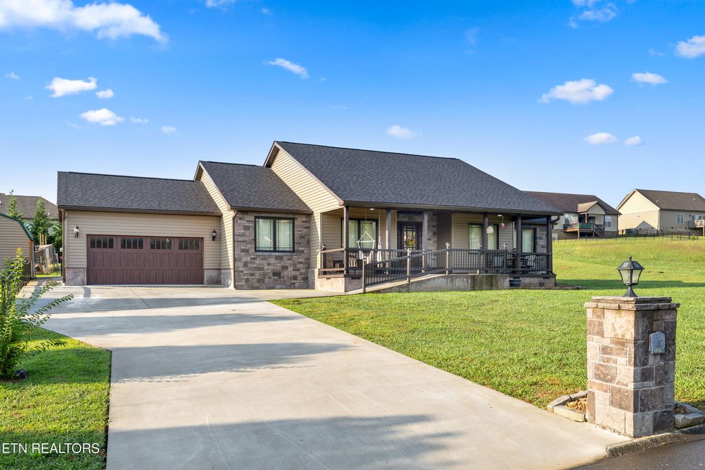 Photo of 1373 Korey Blvd, Sevierville, TN 37876 (MLS # 1314956)