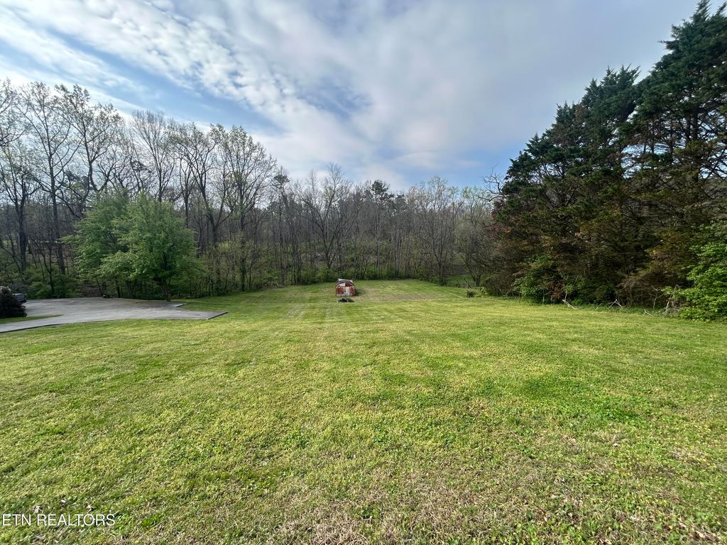 Photo of 1325 Groseclose Rd, New Market, TN 37820 (MLS # 1335280)