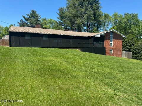 Photo of 1414 Rosalyn Drive, Knoxville, TN 37914 (MLS # 1322930)