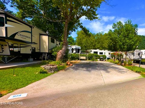 Tiny photo for 104 Highway 73, Townsend, TN 37882 (MLS # 1311720)