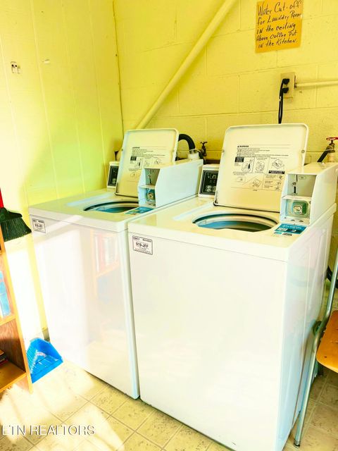 Tiny photo for 104 Highway 73, Townsend, TN 37882 (MLS # 1311720)